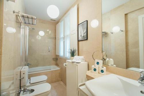 Koupelna v ubytování Comfortable duplex- 1Bd 2Bth- Dean Miranda