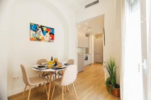 Picturesque Boutique Style 2 BR in San Lorenzo