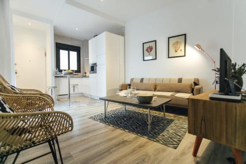 Bright and modern 2D apartment - Seville center