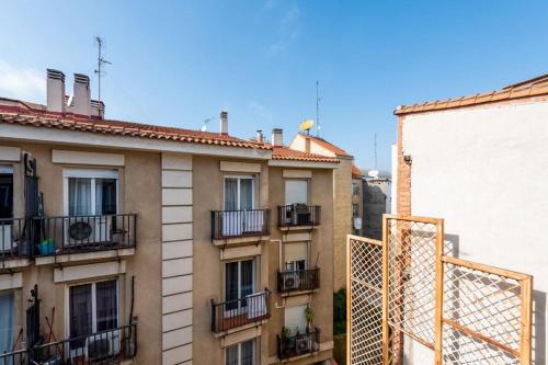 Modern Stylish - 1BD 1BTH - Opera