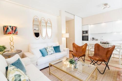 Stunning 3BR in Los RemediosFab Location