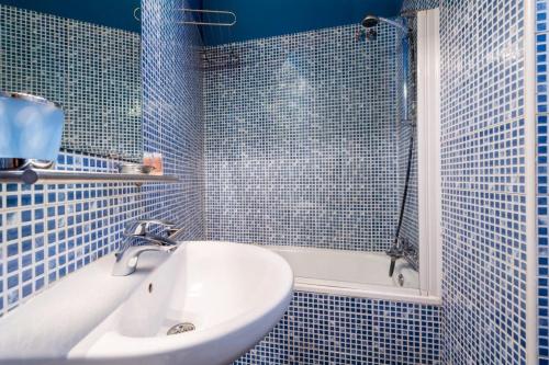 Duplex Terrace- 2BED 2BATH- CHUECA
