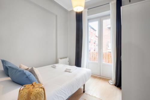 Refurbished Bright-2Bedrooms 1bathroom-Lavapies