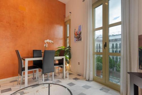 Beautiful apartment with balcony - Center-1BD1BTH