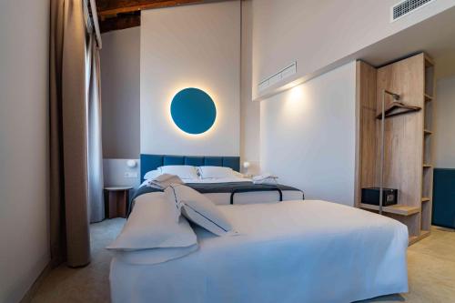 Hotel San Lorenzo Boutique Catedral photo 49