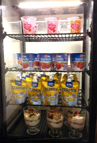 Jídlo v hotelu nebo okolí