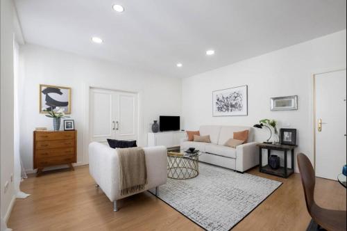 Cozy and bright- 1BED 1BATH- City center