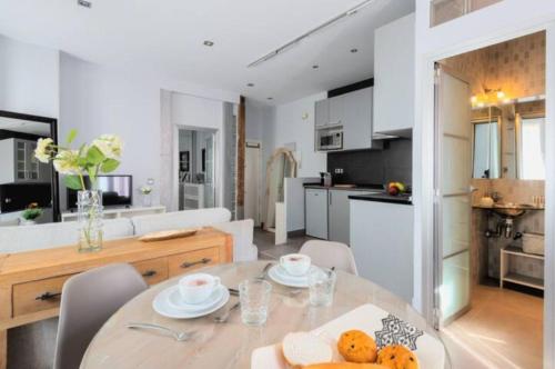 Cozy Centric- 1BD 1BT- Sol-Plaza Mayor