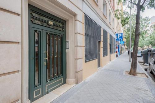 Chic cozy renovated 2bedr2bath apt - Chamberí