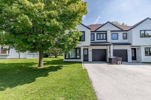 Το κτήριο όπου στεγάζεται  η παραθεριστική κατοικία