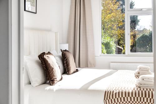 En eller flere senge i et værelse på 5 Sunderland Avenue