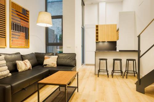Modern Duplex 2B 2Bath Historic Centre
