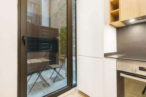 Modern Duplex 2B 2Bath Historic Centre