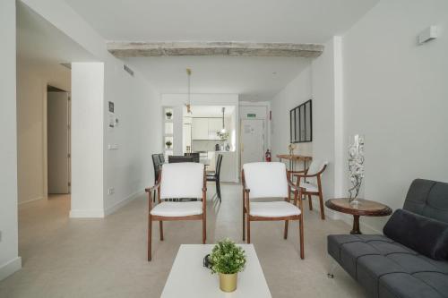 Modern apartment-2Bedrooms 2Baths-Bernabéu