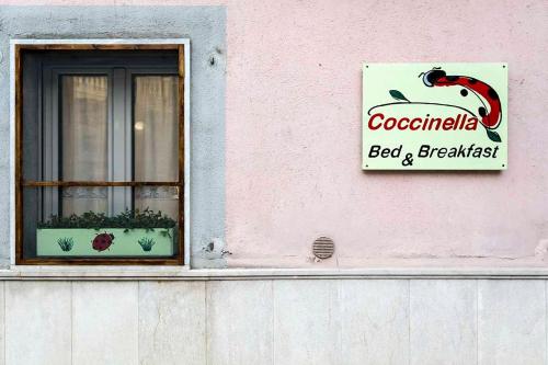 Πιστοποιητικό, βραβείο, πινακίδα ή έγγραφο που προβάλλεται στο Coccinella B&B a Tufo