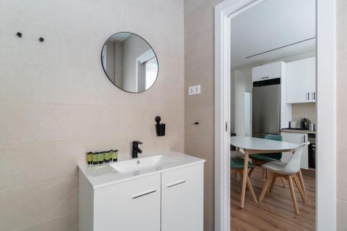 Modern Cozy-2bedrooms 1Bathroom-Delicias