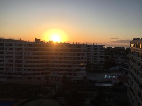 Ocean view double bed sunny apartment
