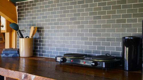 Příslušenství pro přípravu čaje a kávy v ubytování Camping Ont Moeten - Waterflow