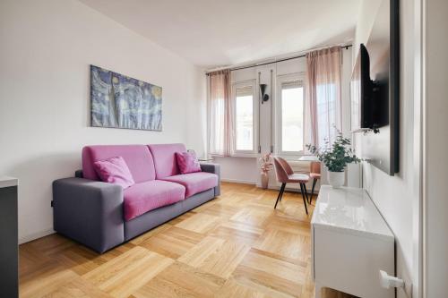 Just Urban Stays - Stylish One-Bedroom Apartment near the Duomo