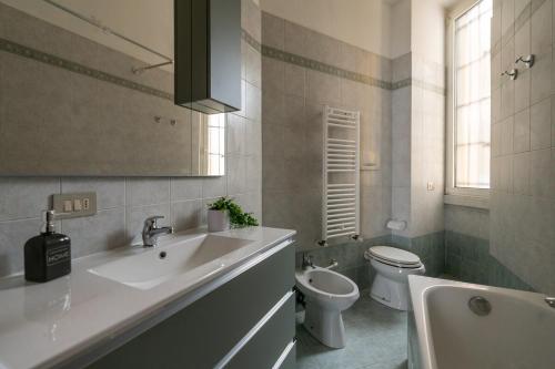 Stazione Centrale-Duomo - Apartment with Terrace