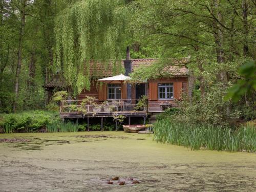 Fishing Chalet, Opglabbeek