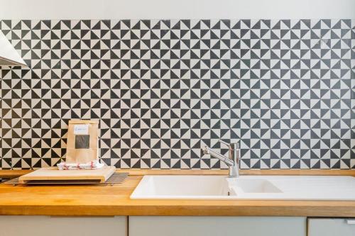 Modern stylish -1BD 1BATH-Lavapiés