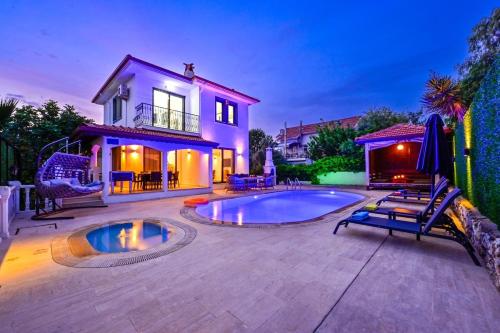 LUNESSA-Villa with Children's Pool for 8 People in Oludeniz