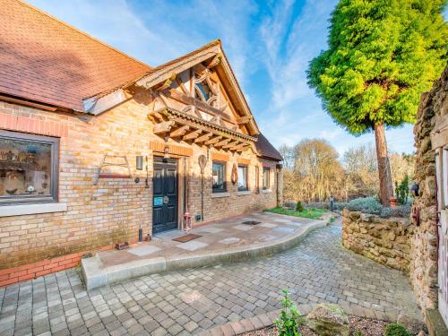 Budova, kde se prázdninový dům nachází