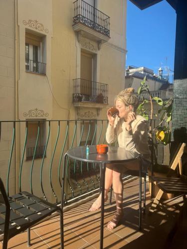 Stunning Designer 2 Bed Apt in Glorious Gràcia