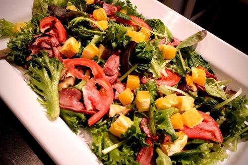 Gallery image of INSOMNIA Hotel in Hyomoktong-Ilgu