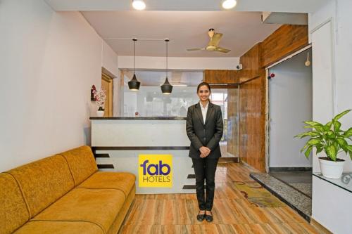 Гости FabHotel Casa Inn - Near Bisarjan Ghat