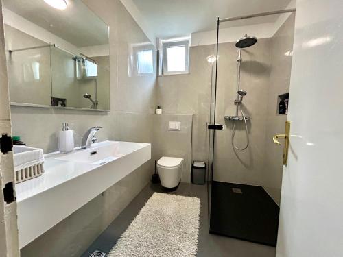 Koupelna v ubytování New! Apartment Complex "S"