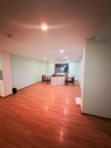 Χώρος καθιστικού στο Classy Stay Sagar Inn Hadapsar Rooms Banquet Restaurant & Bar