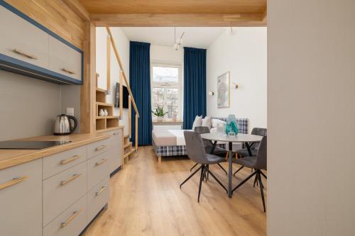 Studio apartment with mezzanine - Augustianska 1
