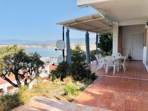 Gallery image of Global Immo 2216 Puig Rom 68 in Roses