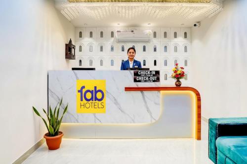 Ο χώρος του λόμπι ή της ρεσεψιόν στο FabHotel Sanviraaj