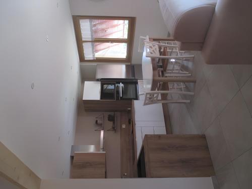 Kuchyň nebo kuchyňský kout v ubytování Maison Casabert