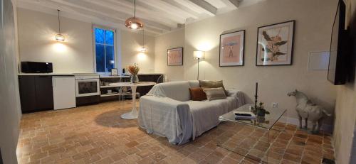 Kuchyň nebo kuchyňský kout v ubytování La tête dans les nuages