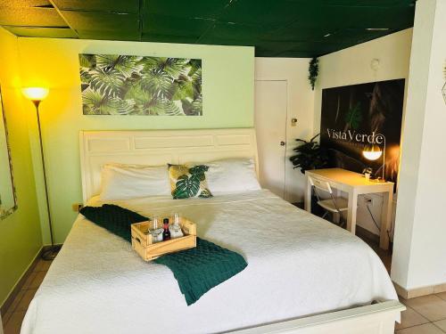 صورة لـ Charming Boutique Apartment in San Sebastian, في Hato Arriba