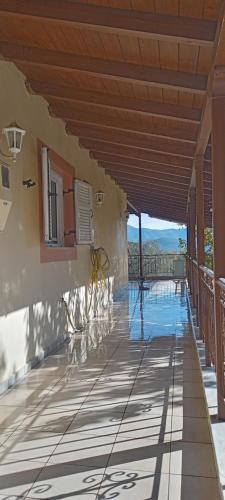 Φωτογραφία από το άλμπουμ του Μενελαϊς 