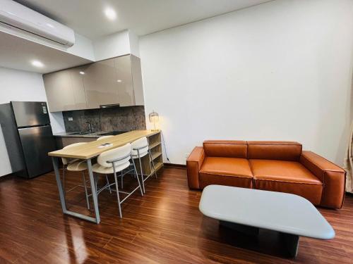 Nhà bếp/bếp nhỏ tại Sora House 10 - Vinhomes Ocean Park