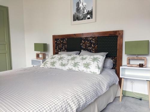 Postel nebo postele na pokoji v ubytování Appartement de caractère centre ancien Arles