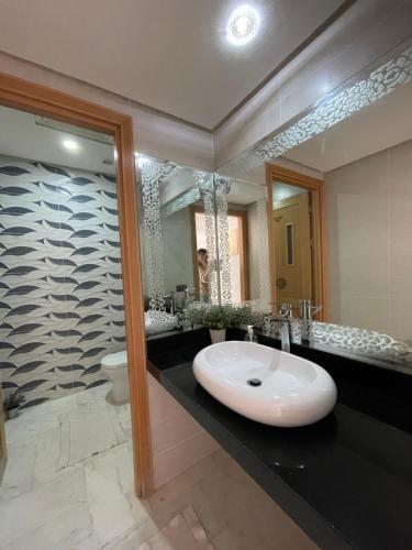 Ένα μπάνιο στο Le cosy du champs de course