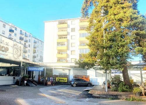BohoNest Gries - Ground Floor & Parking
