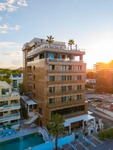 The Promenade Luxury Wellness Hotel