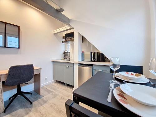 Una cocina o cocineta en Illkirch-issime 3 - Neuf - Tram - Proche centre-ville - Moderne