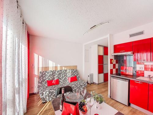 Apartment Port Plage 2 by Interhome