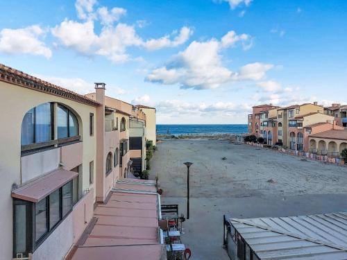 Apartment Front de Mer-21 by Interhome