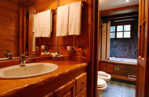 Koupelna v ubytování Cabañas Rincon del Lago