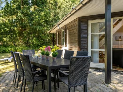 Κήπος έξω από το Holiday Home Hristijan - 4-8km from the sea by Interhome